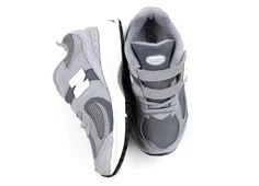 New Balance steel/lead 2002 sneaker